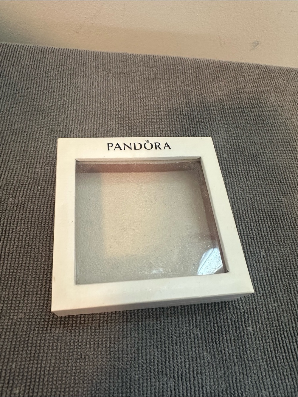 Pandora White Jewelry Display Box with Clear Top